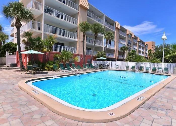 Escape To Oasis! Family Friendly, Updated Beachside With Heated Pool! Apartment *