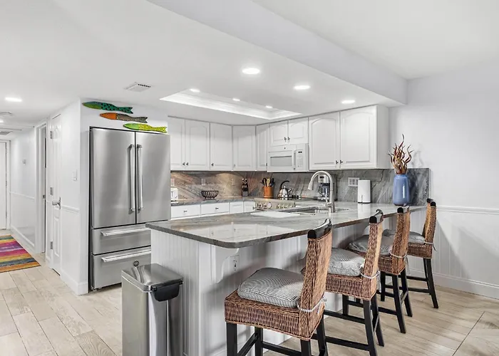 Escape To Oasis! Family Friendly, Updated Beachside With Heated Pool! Apartamento