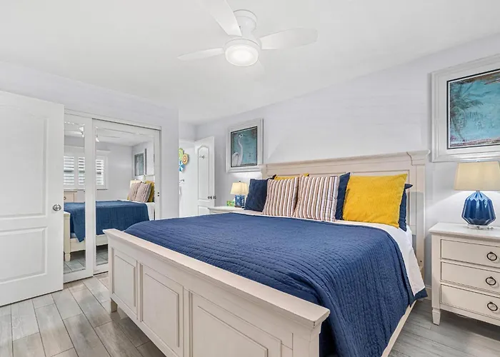 Escape To Oasis! Family Friendly, Updated Beachside With Heated Pool! *